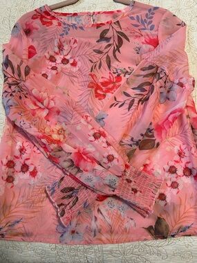 SHEIN Pink Floral Long Sleeve Chiffon Blouse